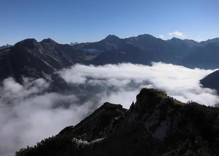 度假居 Holzhaus Besler 巴特欣德朗